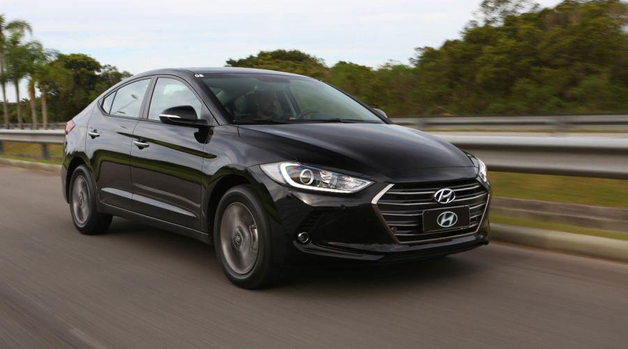 Location de voiture: Hyundai Elantra 2018 à Abidjan en Côte d'Ivoire