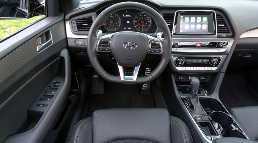 Location de voiture: Hyundai Sonata 2019 Full Options à Abidjan en Côte d'Ivoire