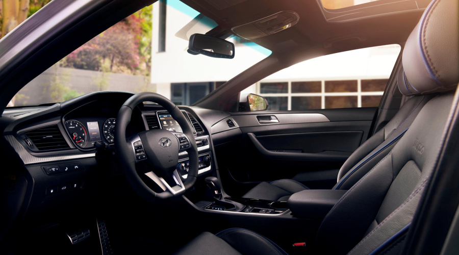 Location de voiture: Hyundai Sonata 2019 Full Options à Abidjan en Côte d'Ivoire